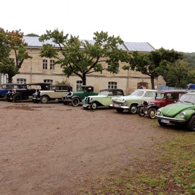 Nette Flotte vor dem DDR-Museum